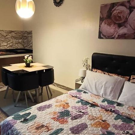 Katliza Condotel Kassel Residences Paranaque City Εξωτερικό φωτογραφία